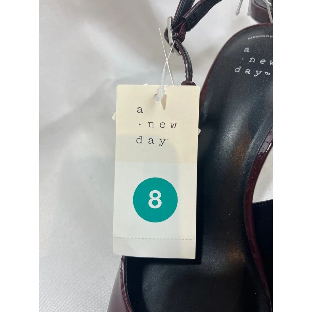 A New Day‎ Burgundy Patent Rhinestone Slingback Kitten Heels Size 8 Pointed Toe